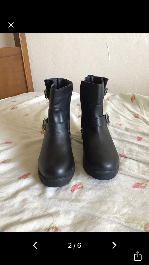 Tokalı Siyah Deri Gotik Topuklu Botlar - Görsel 2