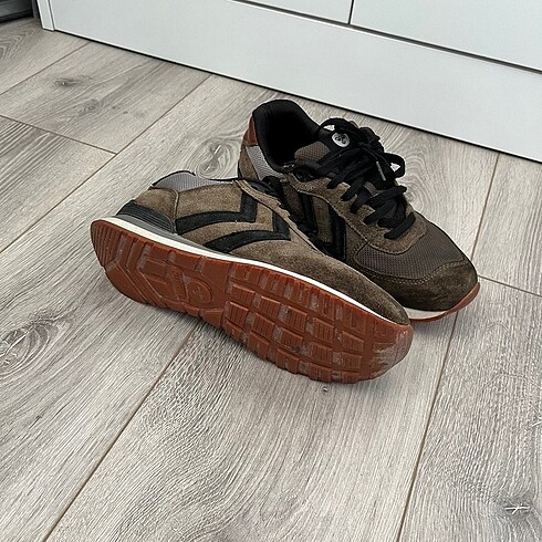 38 Beden Hummel ayakkabı