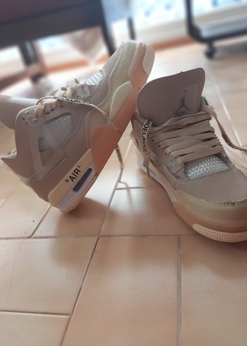 37 Beden X Nike Retro 4 Beige Spor Ayakkabı