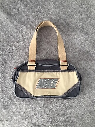 Nike kol çantası