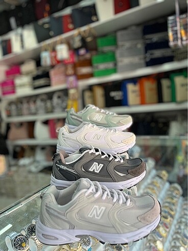 New Balance 530