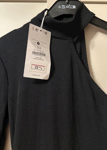 Bershka Bershka - Tek Kollu, Siyah Kadın Tulum