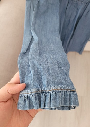 38 Beden Uzun Kollu Denim Fırfırlı Gömlek