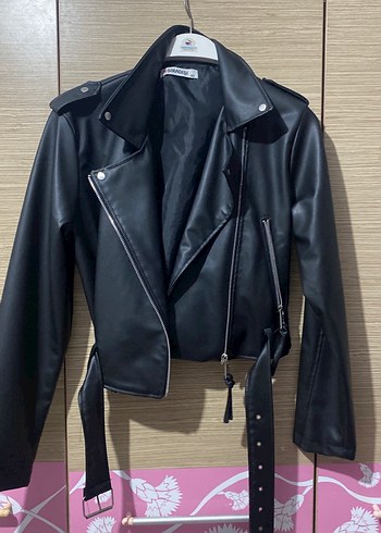 Kadın Siyah Kemerli Biker Deri Ceket