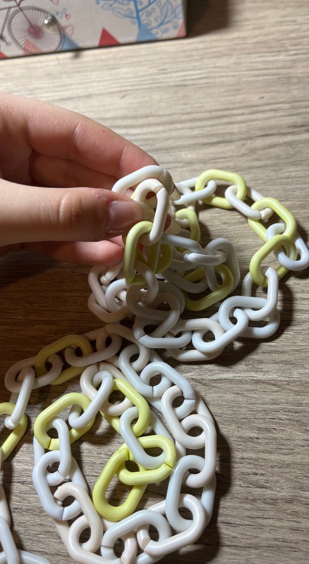 Sarı Detaylı Zincir Kadın El Zinciri - Görsel 2