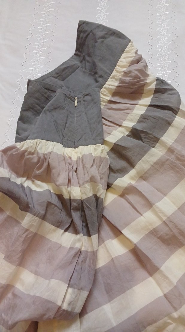 Bej Çizgili  Etek - Görsel 3