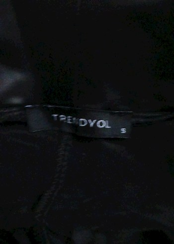 Siyah Deri Biker Midi Şort Kadın - Görsel 3