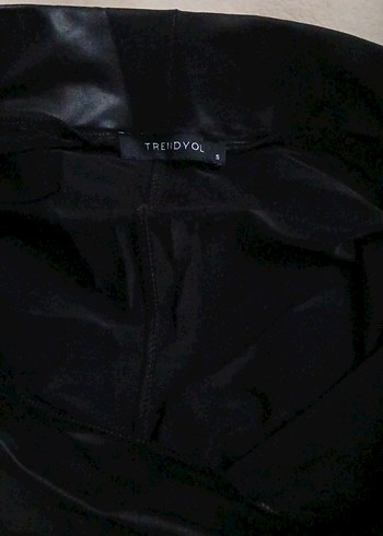 Siyah Deri Biker Midi Şort Kadın - Görsel 2