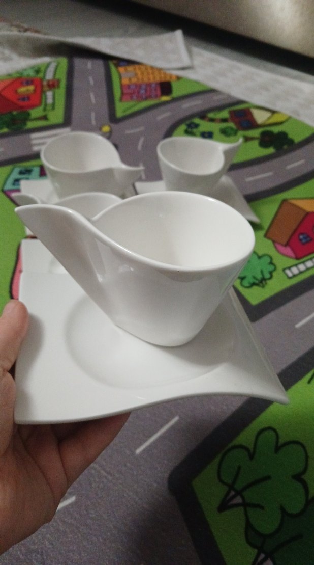 Beyaz Büyük  Fincan ve Tabak Seti - Görsel 3