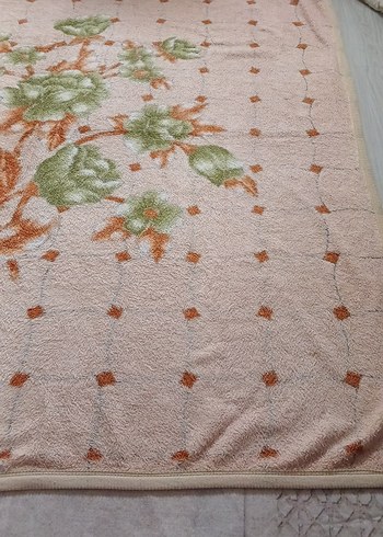 Sarı Pastel Çiçek Desenli Battaniye - Görsel 4