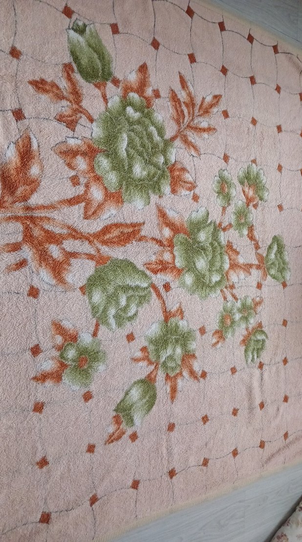 Sarı Pastel Çiçek Desenli Battaniye - Görsel 3