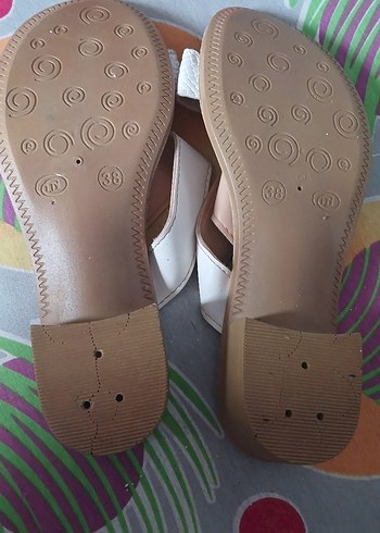 Beyaz Yılan Desenli Dolgu Topuklu Kadın terlik - Görsel 4