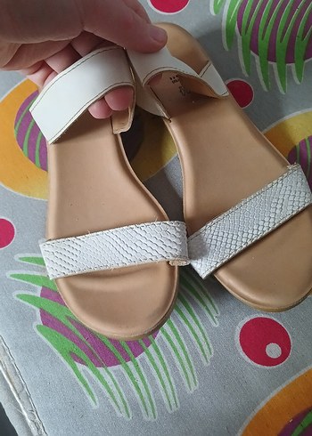 Beyaz Yılan Desenli Dolgu Topuklu Kadın terlik - Görsel 3