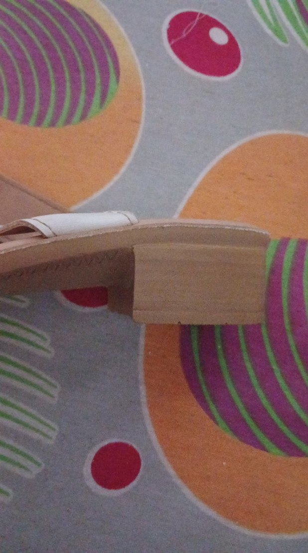 Beyaz Yılan Desenli Dolgu Topuklu Kadın terlik - Görsel 5