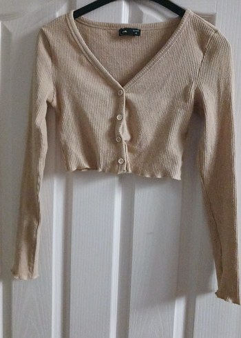 Bej V Yaka Düğmeli Kadın Hırka - Görsel 2