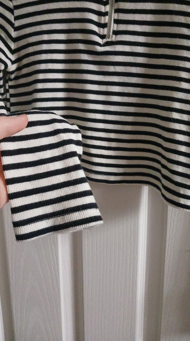 Uzun Kollu Fermuarlı Çizgili Kadın Kazak - Görsel 4