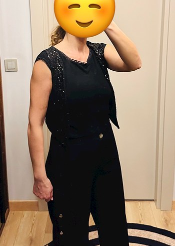 Pul İşlemeli Siyah V Yaka Kadın Yelek - Görsel 4