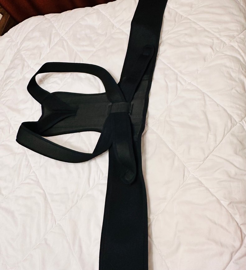 Siyah Dikişsiz Göğüs Korsesi - Görsel 3