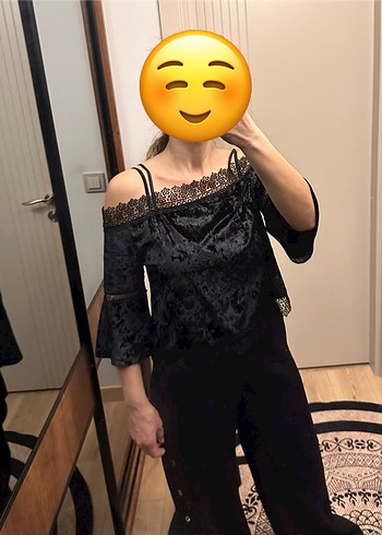 Siyah Askılı kayık yaka Kadın kadife bluz - Görsel 2