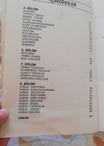 Beden Renk Pratik İngilizce Konuşma Kılavuzu
