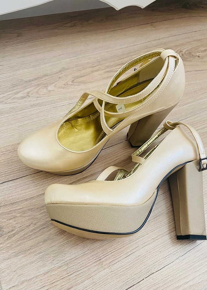 Kadın platform ayakkabı - Görsel 2