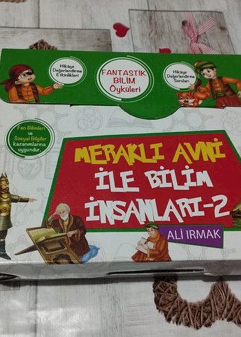 Meraklı Avni ile Bilim İnsanları-2 Çocuk Kitabı okuma seti