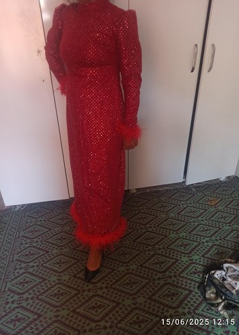 Kırmızı Uzun Kollu Kürklü Kadın Elbise - Görsel 2