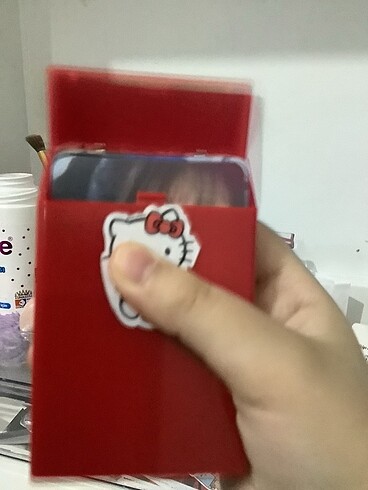  Beden Basınca açılan kırmızı hello kittyli kutu