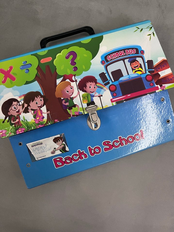 Renkli Mavi Okul Çantası - Görsel 4