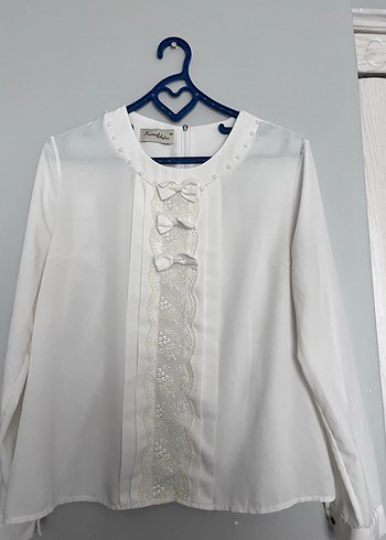 Düğmeli Beyaz Nakışlı Kadın Gömlek - Görsel 2