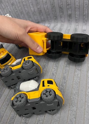 Sarı Renkli Oyuncak İnşaat Araçları Seti - Görsel 4