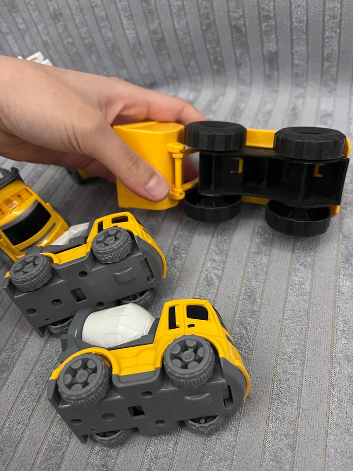 Sarı Renkli Oyuncak İnşaat Araçları Seti - Görsel 4