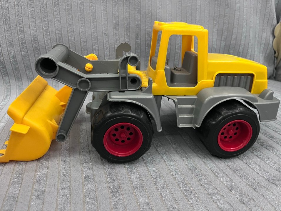 Sarı-Gri Oyuncak Kepçe - Görsel 2