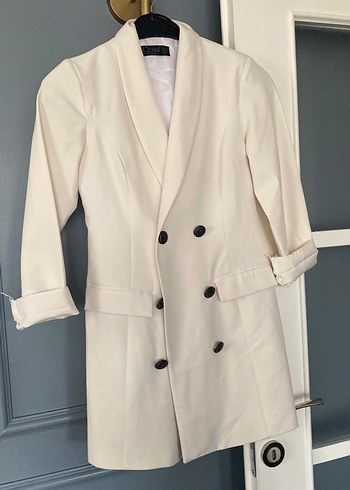 diğer Beden Düğmeli Beyaz Midi Kadın Blazer Ceket