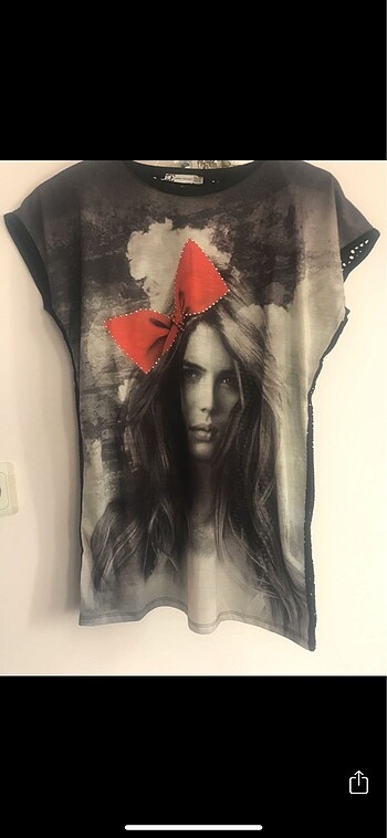 Zara tshirt