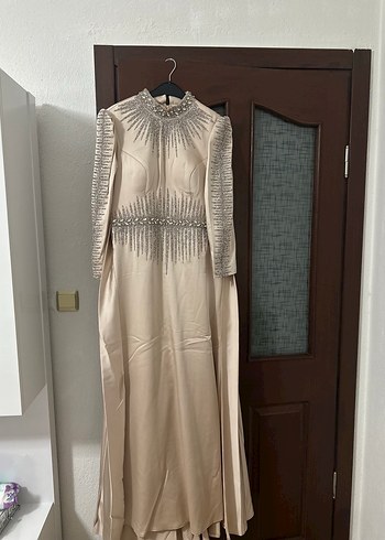 Bej İşlemeli Uzun Kollu Abiye Elbise - Görsel 5