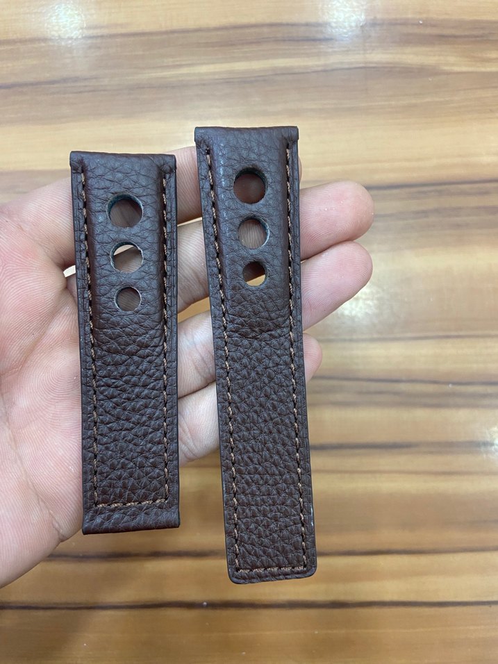 TAG HUER DELİKLİ SUET KORDON - Görsel 5