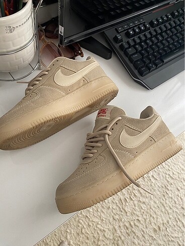 37 Beden Nike spor ayakkabı