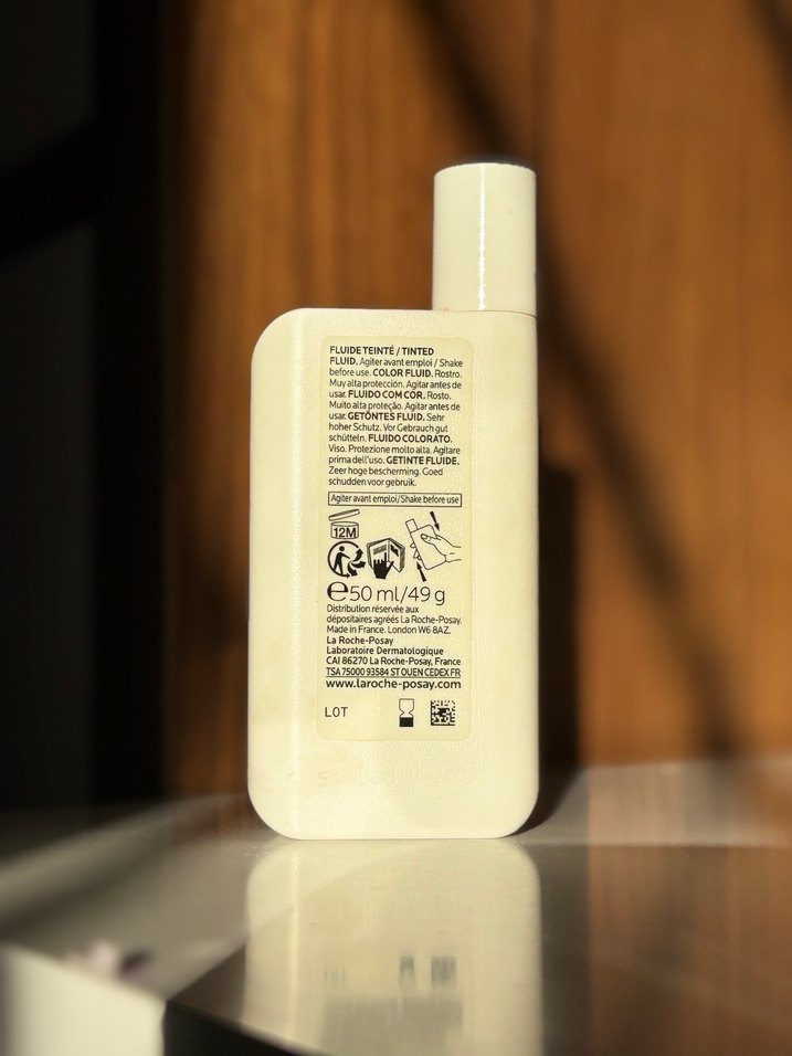 La Roche-Posay Anthelios SPF 50+ renkli güneş kremi - Görsel 2