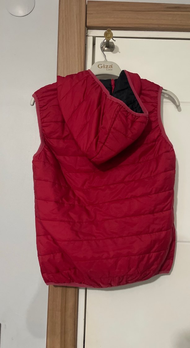 Kırmızı Fermuarlı Kadın Şişme Yelek - Görsel 3