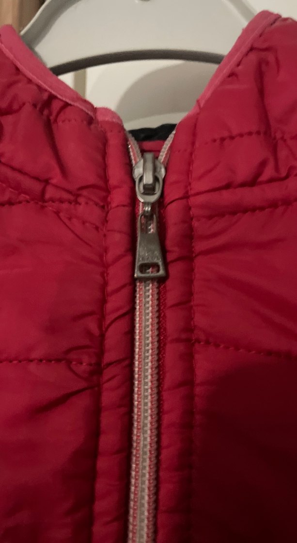 Kırmızı Fermuarlı Kadın Şişme Yelek - Görsel 2