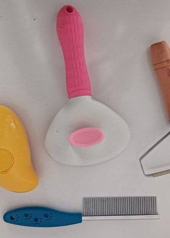 Renkli Kediler için Tüy Tarağı - Görsel 2