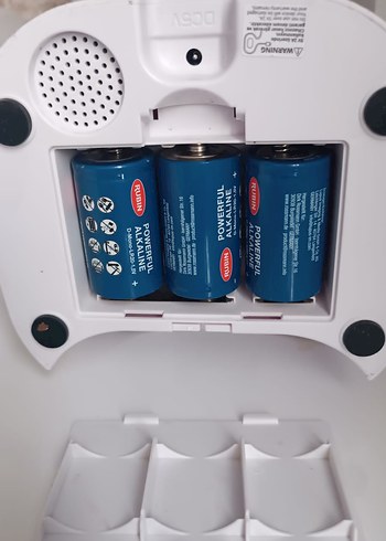 Beyaz kameralı kedi mama kabı - Görsel 6