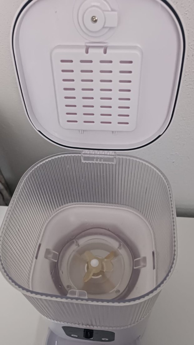 Beyaz kameralı kedi mama kabı - Görsel 4