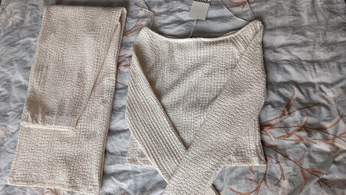 Kadın krem Uzun Kollu triko takım - Görsel 2