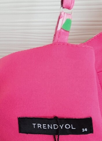 34 Beden pembe Renk Çiçek desenli Pembe mini elbise 