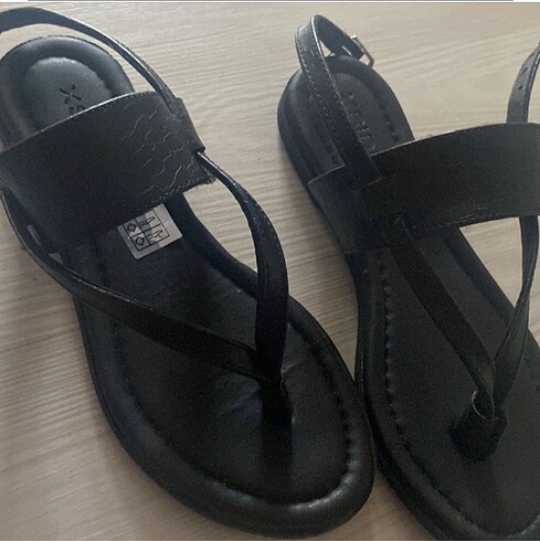 36 Beden siyah Renk Sandalet terlik