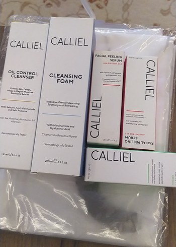 CALLIEL Yüz Temizleyici Köpük, Yağ Kontrolü ve Peeling Serum set - Görsel 2