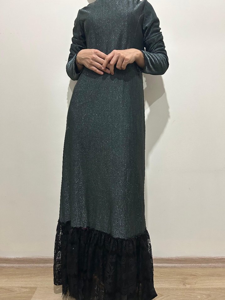 Siyah Uzun Gotik Kadın Elbise manken boyu 1.65 kilo 55 - Görsel 2