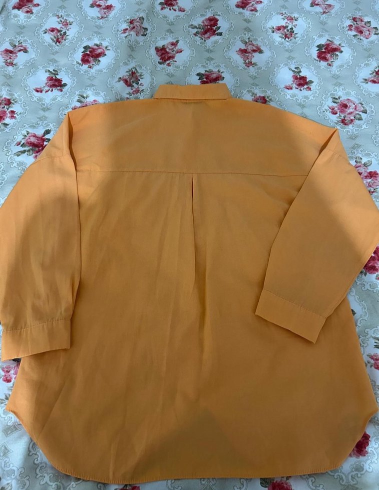 Sarı Düğmeli Kısa Kollu Pamuklu Kadın Gömlek - Görsel 3